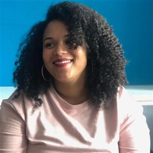 Headshot of Dennisse Rorie